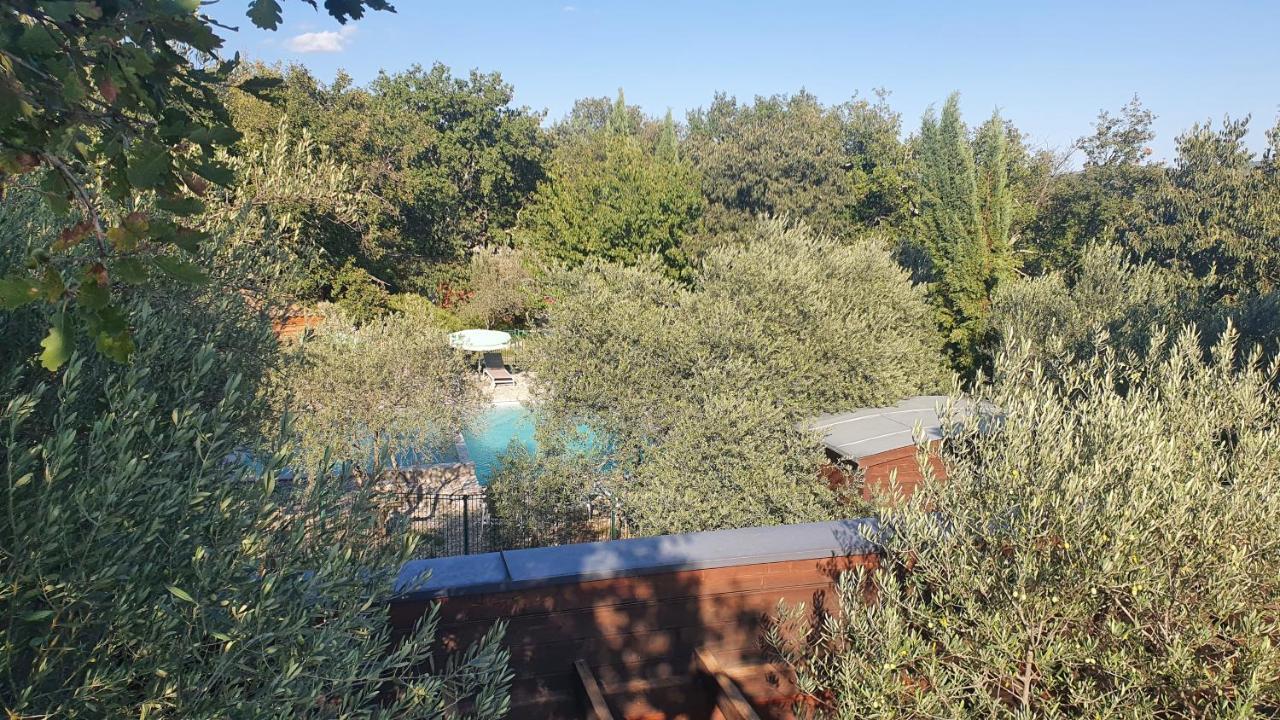 ווג Roulottes Et Cabanes De Saint Cerice מראה חיצוני תמונה